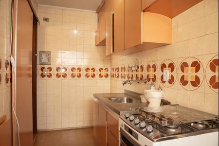 Apartamento para alugar com 75m², 2 quartos e 1 vagaCozinha