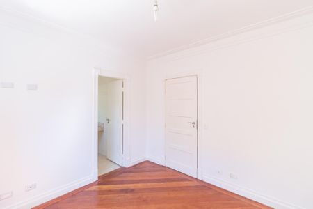 Casa de condomínio para alugar com 430m², 4 quartos e 4 vagasSuíte 2