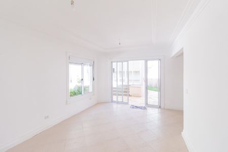 Casa de condomínio para alugar com 430m², 4 quartos e 4 vagasSala de TV