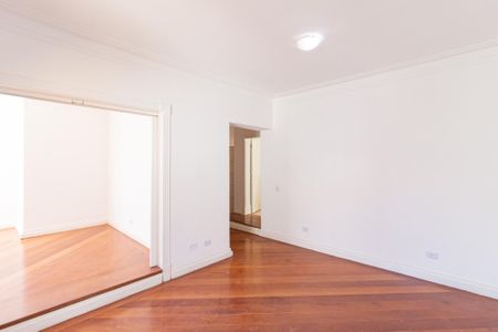 Casa de condomínio para alugar com 430m², 4 quartos e 4 vagasSuíte 4