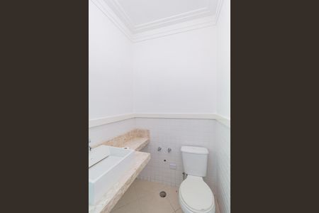 Casa de condomínio para alugar com 430m², 4 quartos e 4 vagasBanheiro da suíte 1