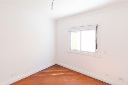 Casa de condomínio para alugar com 430m², 4 quartos e 4 vagasSuíte 2