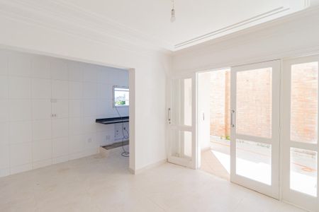 Casa de condomínio para alugar com 430m², 4 quartos e 4 vagasCozinha