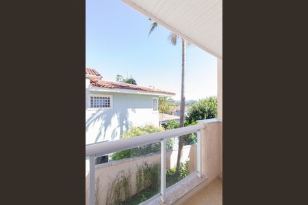 Casa de condomínio para alugar com 430m², 4 quartos e 4 vagasSacada da suíte 4