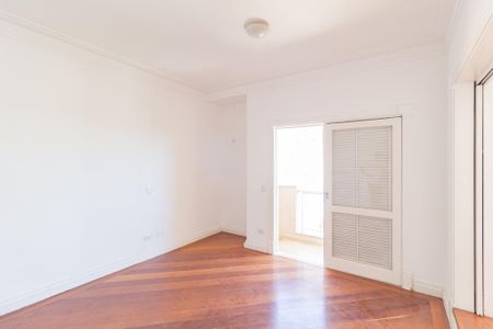 Casa de condomínio para alugar com 430m², 4 quartos e 4 vagasSuíte 4