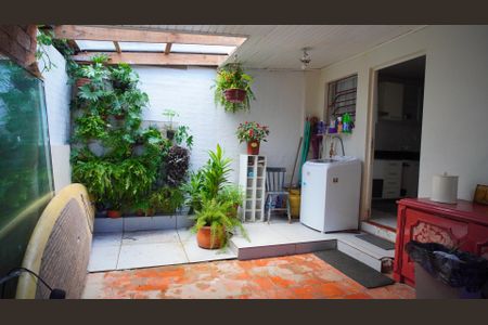 Garagem  de casa à venda com 2 quartos, 109m² em Aberta dos Morros, Porto Alegre