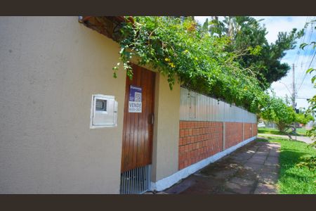 Casa à venda com 109m², 2 quartos e 2 vagas Casa à venda com 109m², 2 quartos e 2 vagasPlaca no imóvel