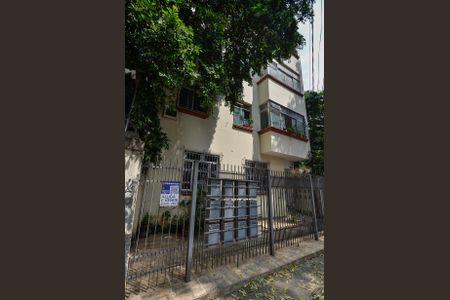 Apartamento para alugar com 68m², 3 quartos e sem vaga Apartamento para alugar com 68m², 3 quartos e sem vagaFachada