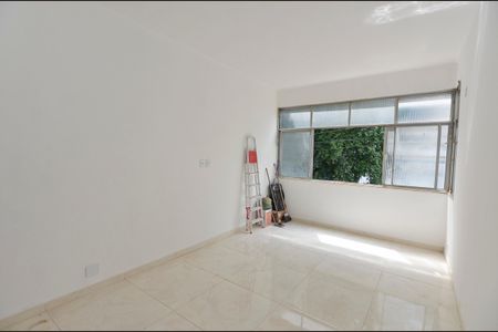 Sala de apartamento para alugar com 3 quartos, 68m² em Praça da Bandeira, Rio de Janeiro