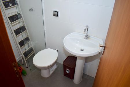 Apartamento para alugar com 240m², 4 quartos e 3 vagasBanheiro 1