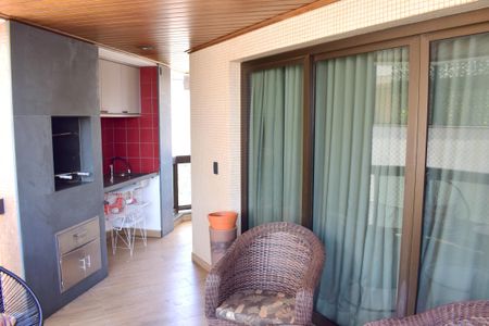 Apartamento para alugar com 240m², 4 quartos e 3 vagasVaranda gourmet