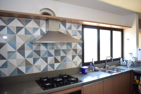 Apartamento para alugar com 240m², 4 quartos e 3 vagasCozinha - Armários