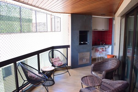 Apartamento para alugar com 240m², 4 quartos e 3 vagasVaranda gourmet