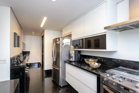 Apartamento à venda com 4 quartos, 226m² em Vila Mariana, São Paulo