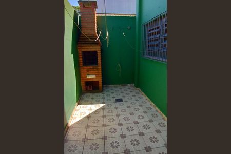 Casa à venda com 2 quartos, 98m² em Vila Gustavo, São Paulo