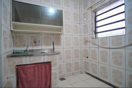 Cozinha de apartamento para alugar com 1 quarto, 39m² em Centro, São Leopoldo