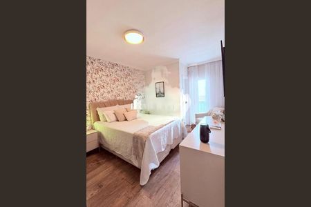 Casa à venda com 3 quartos, 180m² em Jardim Textil, São Paulo