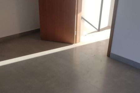 Casa à venda com 2 quartos, 73m² em Villas Do Jaguari, Santana de Parnaíba