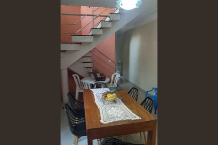 Casa à venda com 4 quartos, 274m² em Vila Carrão, São Paulo