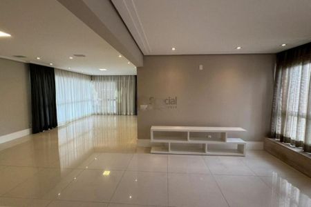 Apartamento à venda com 242m², 4 quartos e 4 vagas