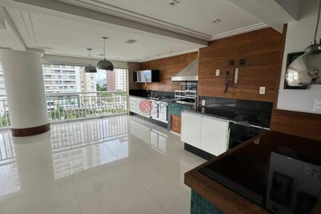 Apartamento à venda com 242m², 4 quartos e 4 vagas