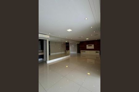 Apartamento à venda com 242m², 4 quartos e 4 vagas