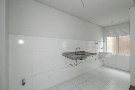 Cozinha de apartamento para alugar com 1 quarto, 42m² em Parque Santa Fé, Porto Alegre