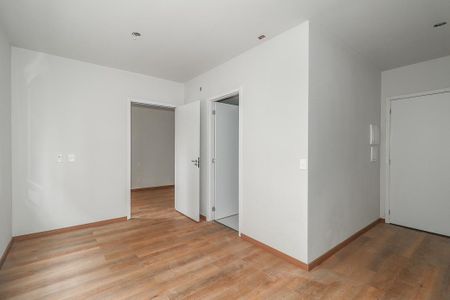 Sala de apartamento para alugar com 1 quarto, 42m² em Parque Santa Fé, Porto Alegre