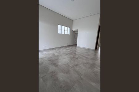 Casa à venda com 3 quartos, 137m² em Parque Jambeiro, Campinas