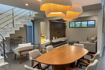 Casa para alugar com 3 quartos, 238m² em Recanto Quarto Centenario, Jundiaí