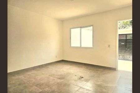 Casa à venda com 2 quartos, 80m² em Jardim Ester, São Paulo