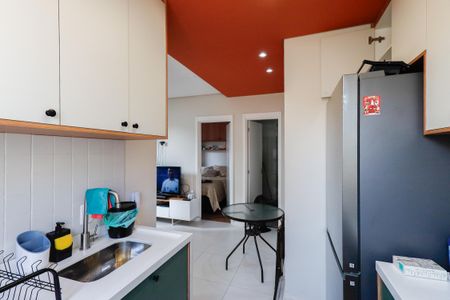 Cozinha de apartamento para alugar com 2 quartos, 60m² em Vila Guilherme, São Paulo