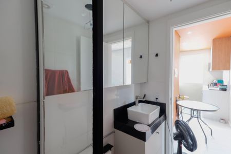 Banheiro de apartamento para alugar com 2 quartos, 60m² em Vila Guilherme, São Paulo