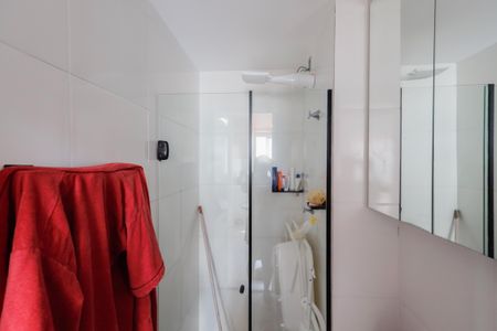 Banheiro de apartamento para alugar com 2 quartos, 60m² em Vila Guilherme, São Paulo