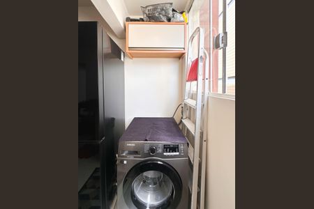 Apartamento à venda com 46m², 1 quarto e 1 vaga Apartamento à venda com 46m², 1 quarto e 1 vagaÁrea de Serviço