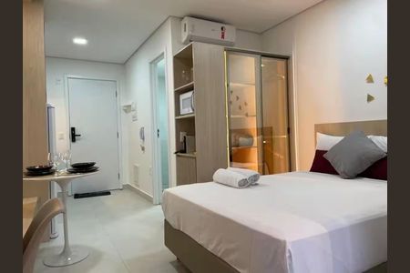 Quarto de kitnet/studio à venda com 1 quarto, 24m² em Brooklin, São Paulo