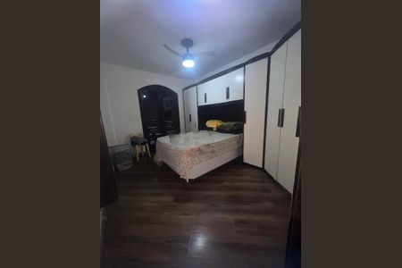 Casa à venda com 4 quartos, 200m² em Suiço, São Bernardo do Campo