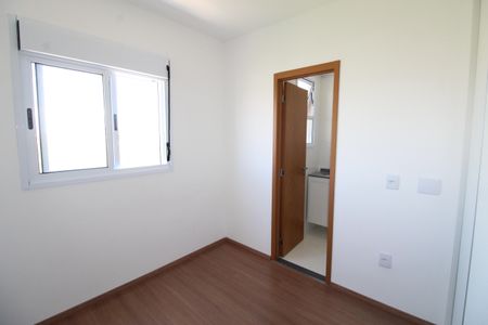 Apartamento para alugar com 65m², 2 quartos e 1 vagaSuíte