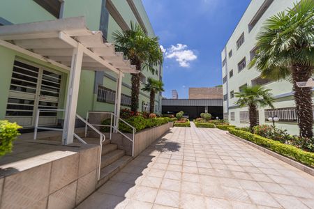 Apartamento para alugar com 72m², 2 quartos e 1 vagaÁrea comum