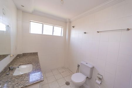 Apartamento para alugar com 72m², 2 quartos e 1 vagaBanheiro