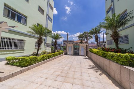 Apartamento para alugar com 72m², 2 quartos e 1 vagaÁrea comum