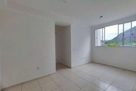 Sala de apartamento para alugar com 2 quartos, 48m² em Barra da Tijuca, Rio de Janeiro
