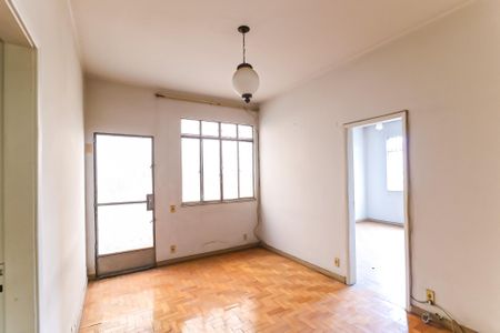 Casa à venda com 200m², 6 quartos e 2 vagas Casa à venda com 200m², 6 quartos e 2 vagasQuarto 3