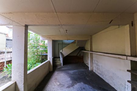 Casa à venda com 200m², 6 quartos e 2 vagas Casa à venda com 200m², 6 quartos e 2 vagasQuintal