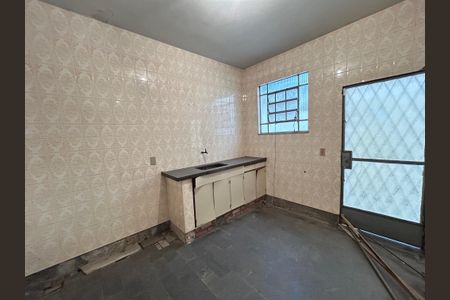 Casa à venda com 200m², 8 quartos e 2 vagasCozinha 1