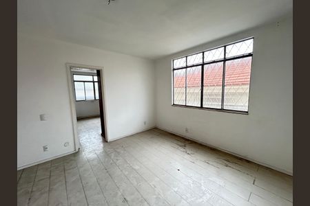 Casa à venda com 200m², 8 quartos e 2 vagasSala casa 3