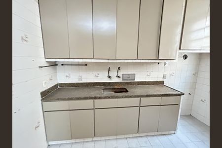Casa à venda com 200m², 8 quartos e 2 vagasCozinha casa 2