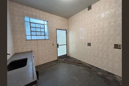 Casa à venda com 200m², 8 quartos e 2 vagasCozinha 1
