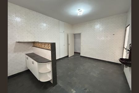 Casa à venda com 200m², 8 quartos e 2 vagasCozinha 2