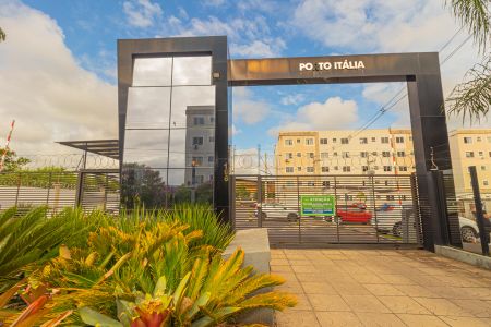 Apartamento à venda com 40m², 2 quartos e 1 vagaFachada do Condomínio/Portaria